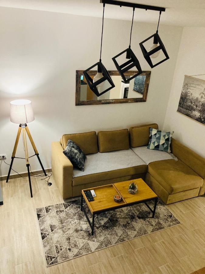 Enjoy Gardos Apartment Belgrad Exterior foto